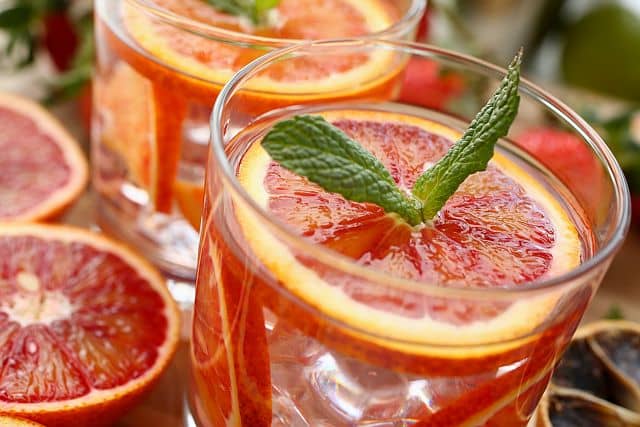 Grapefruit Negroni