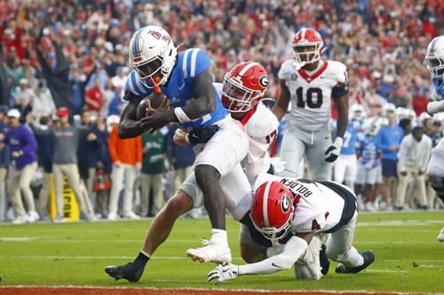 Top 3 2025 College Football Games Week 8