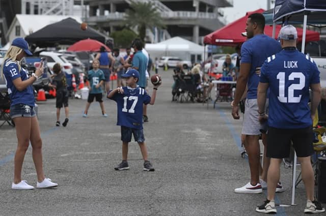 How to Pack for a Tailgate Like a Pro